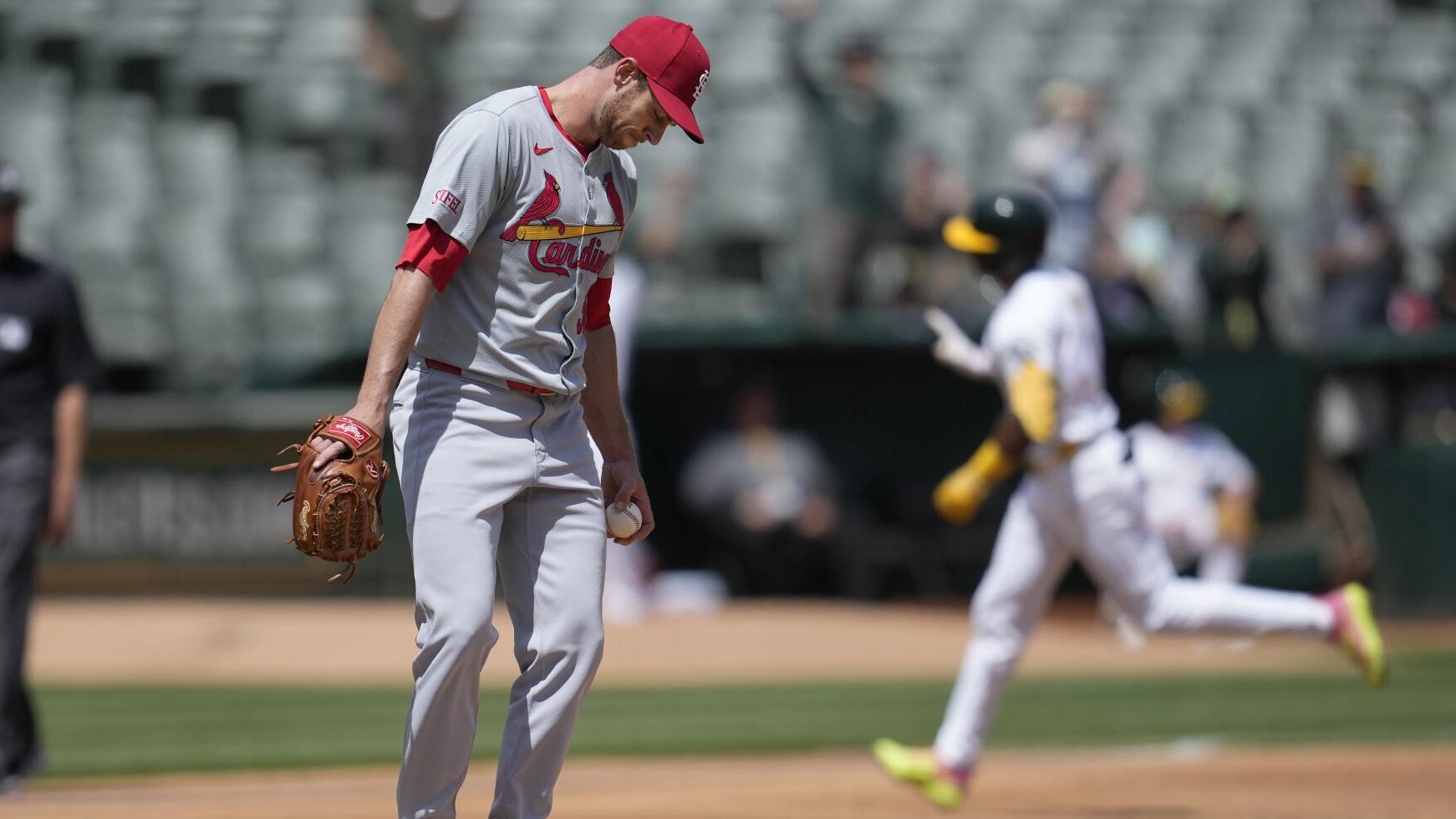 Sweep slips through Cardinals’ fingers in Oakland as they fall to 0-6 in series finales